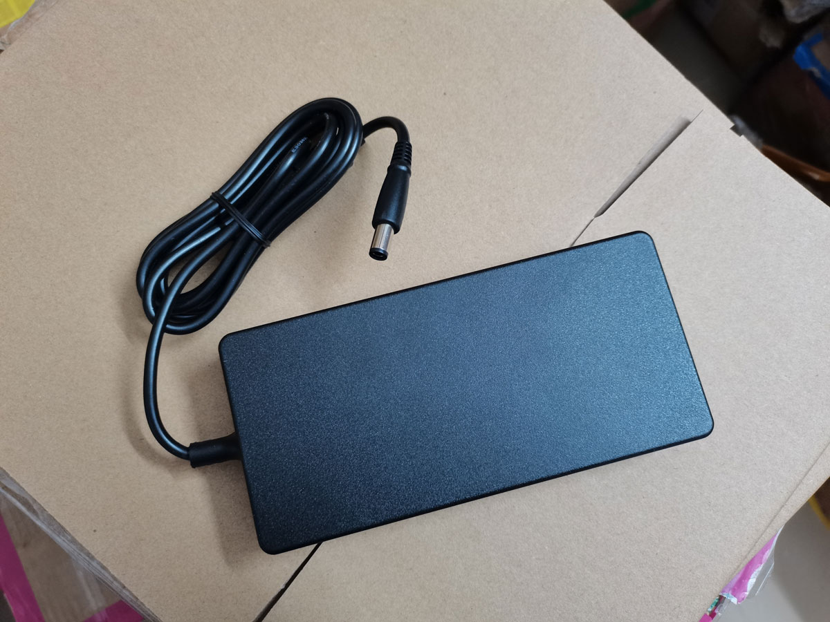 NEW Genuine Slim FSP 19.5V 11. - مراجعة Pc Gaming Msi وسعره