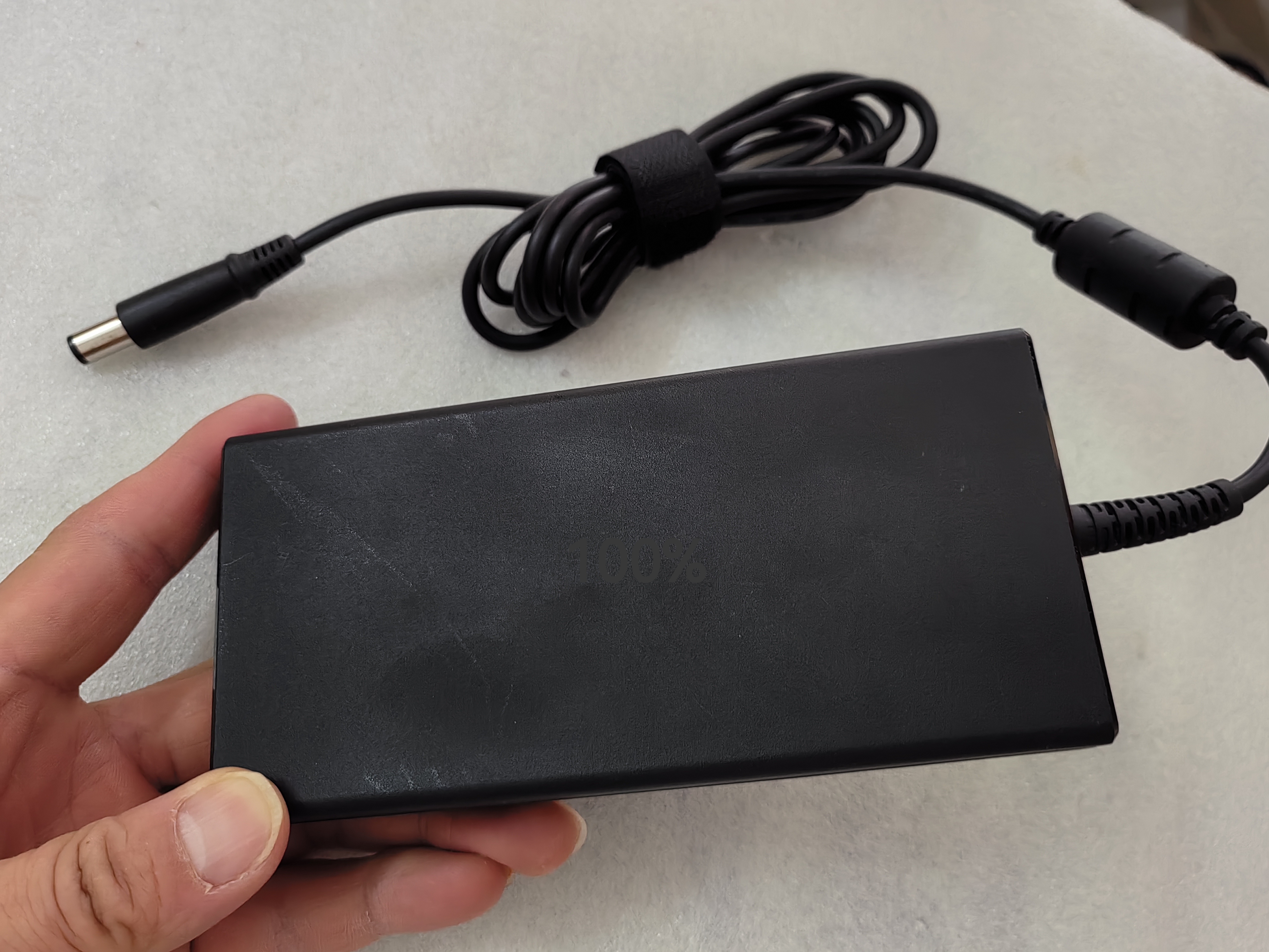OEM Slim Delta 19.5V 9.23A ADP - مراجعة Pc Gaming Msi وسعره