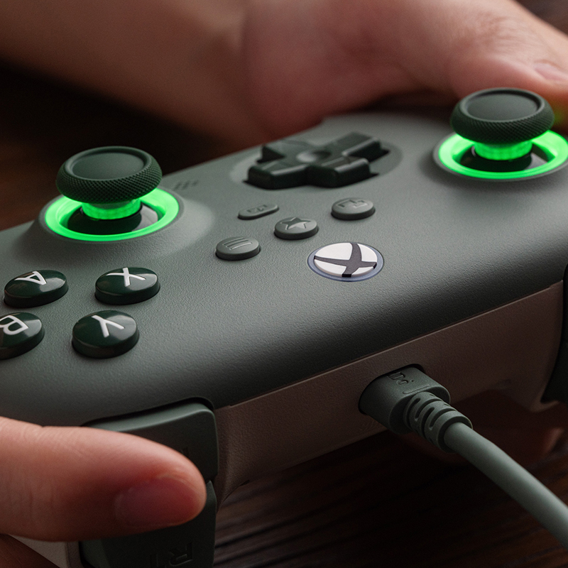 8BitDo Ultimate C Wired Gaming - مراجعة Pc Gaming Xbox Controller وسعره